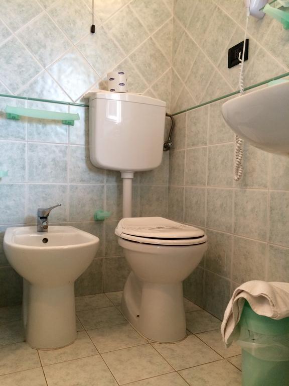 Lungomare Hotel Марина ди Чечина Екстериор снимка
